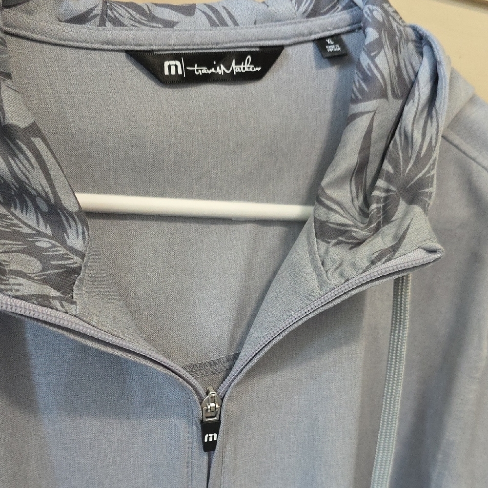 Travis Mathew Gray Athletic Sweatshirt Hoodie - Picture 10 of 10